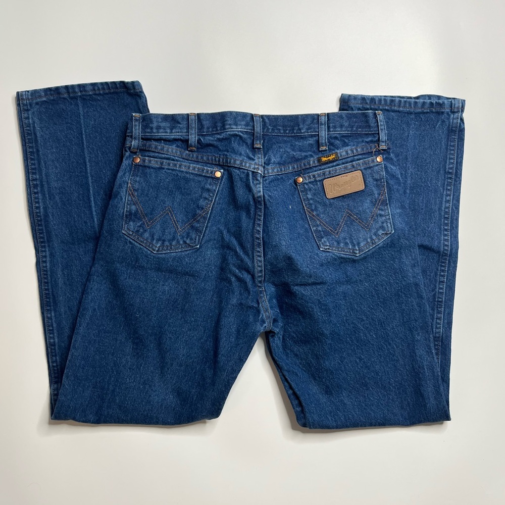 Wrangler Cowboy Cut Blue Denim Mens jeans size 37x32